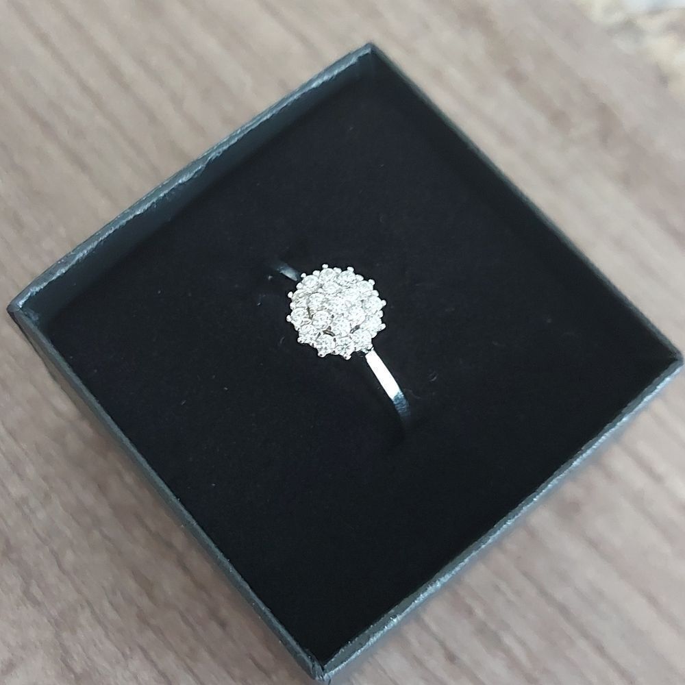 Platinum Plated S925 Sterling Silver Sparkling Flower Ring - Picture 4 of 7